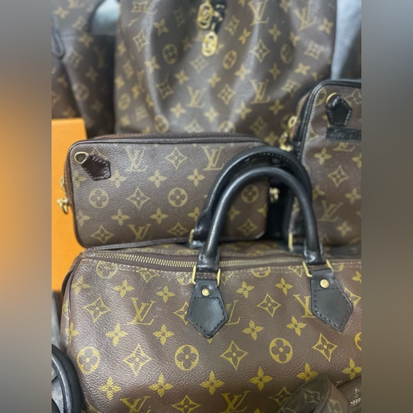 EVERYTHING IN PIC AVAILABLE!! - Picture 8 of 16